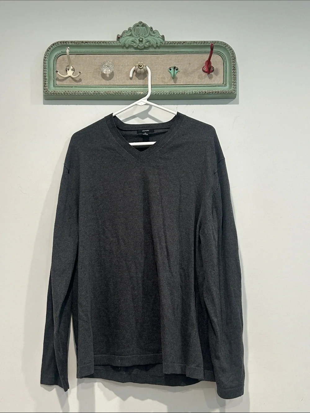 Alfani Men's XL Cotton knit V-Neck Sweater Charcoal Gray pullover long sleeve